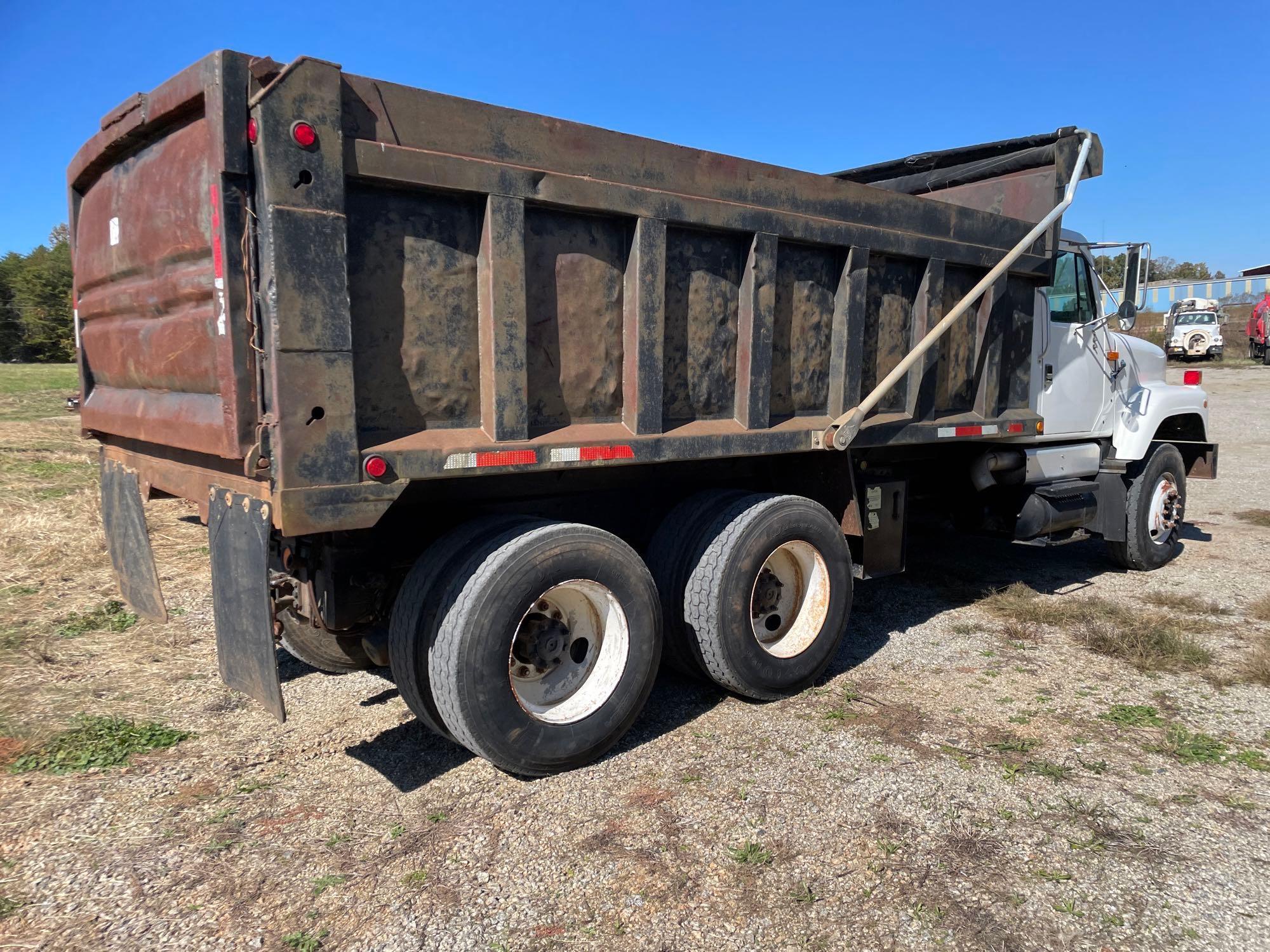 2002 International 2574 6x4 T/A Dump Truck