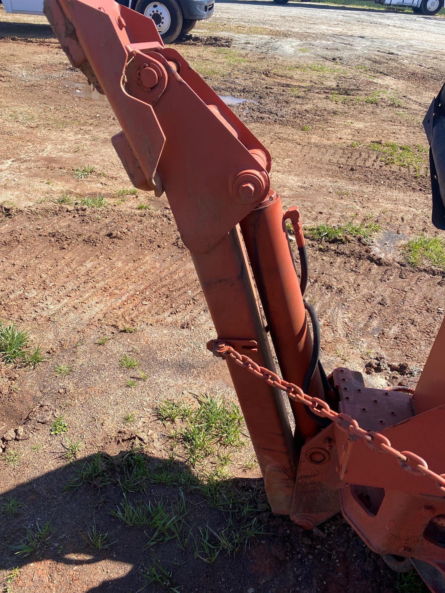 DITCH WITCH A620 BACKHOE ATTACHMENT