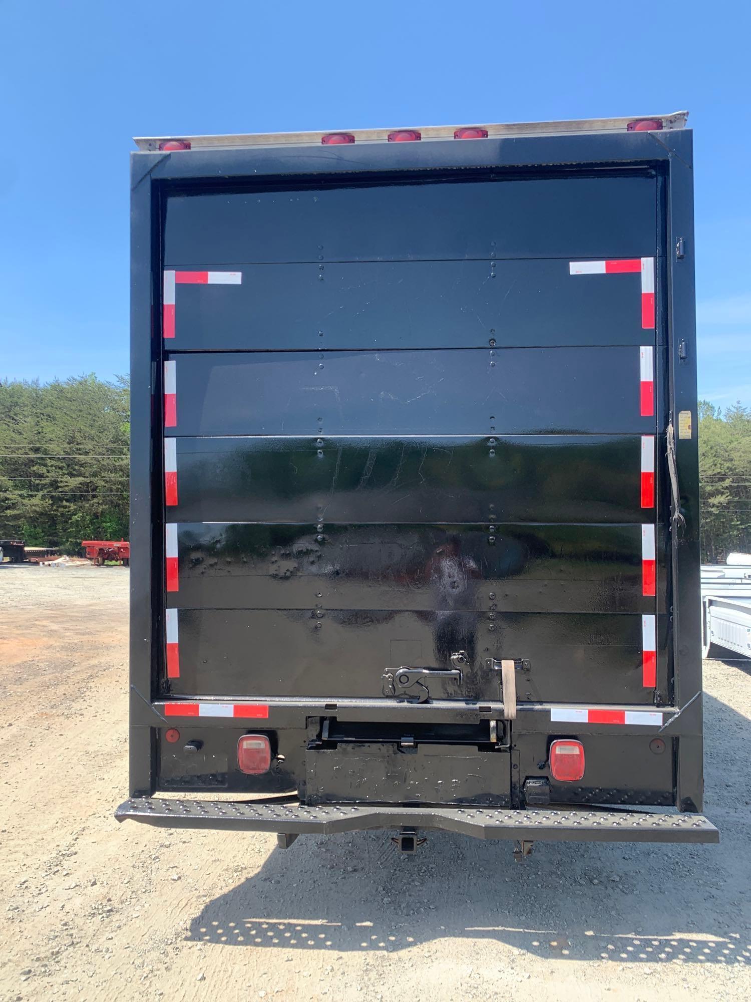 1992 GMC TOPKICK S/A 24FT BOX TRUCK