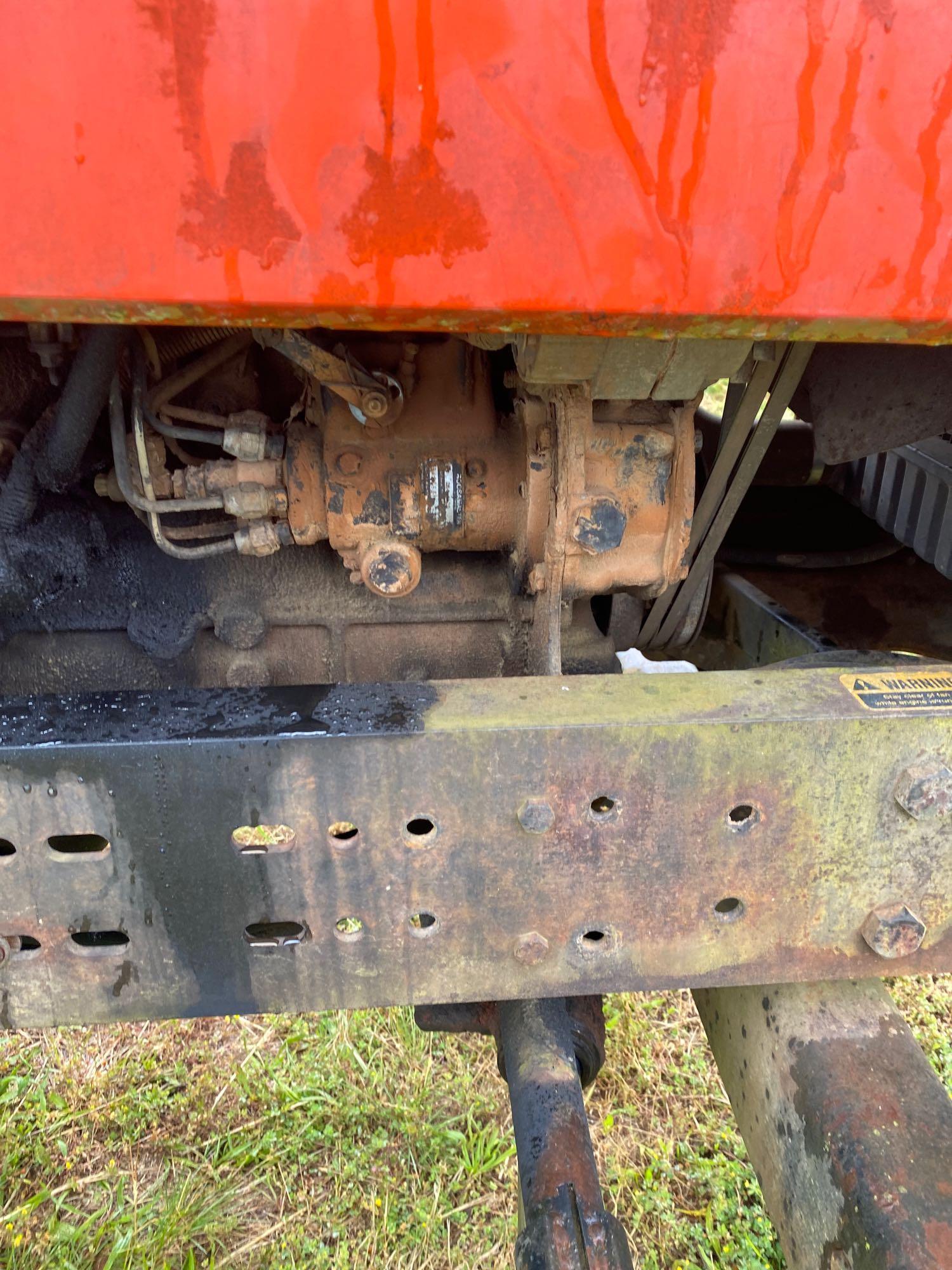 ALLIS-CHALMERS 8010 Enclosed Cab 2WD Farm Tractor