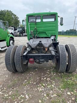 2000 FREIGHTLINER FL70 SINGLE AXLE TRUCK TRACTOR