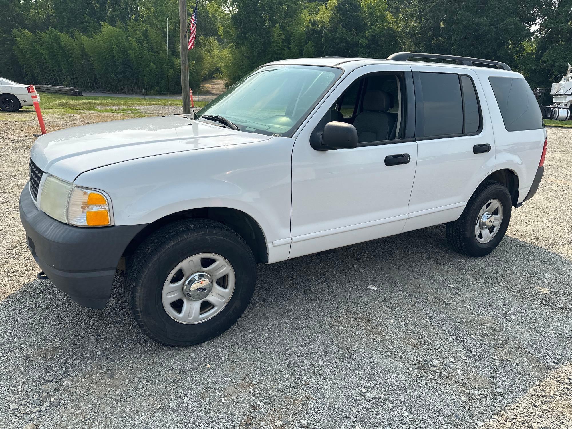 2003 FORD EXPLORER 4X4 SPORT UTILITY VEHICLE