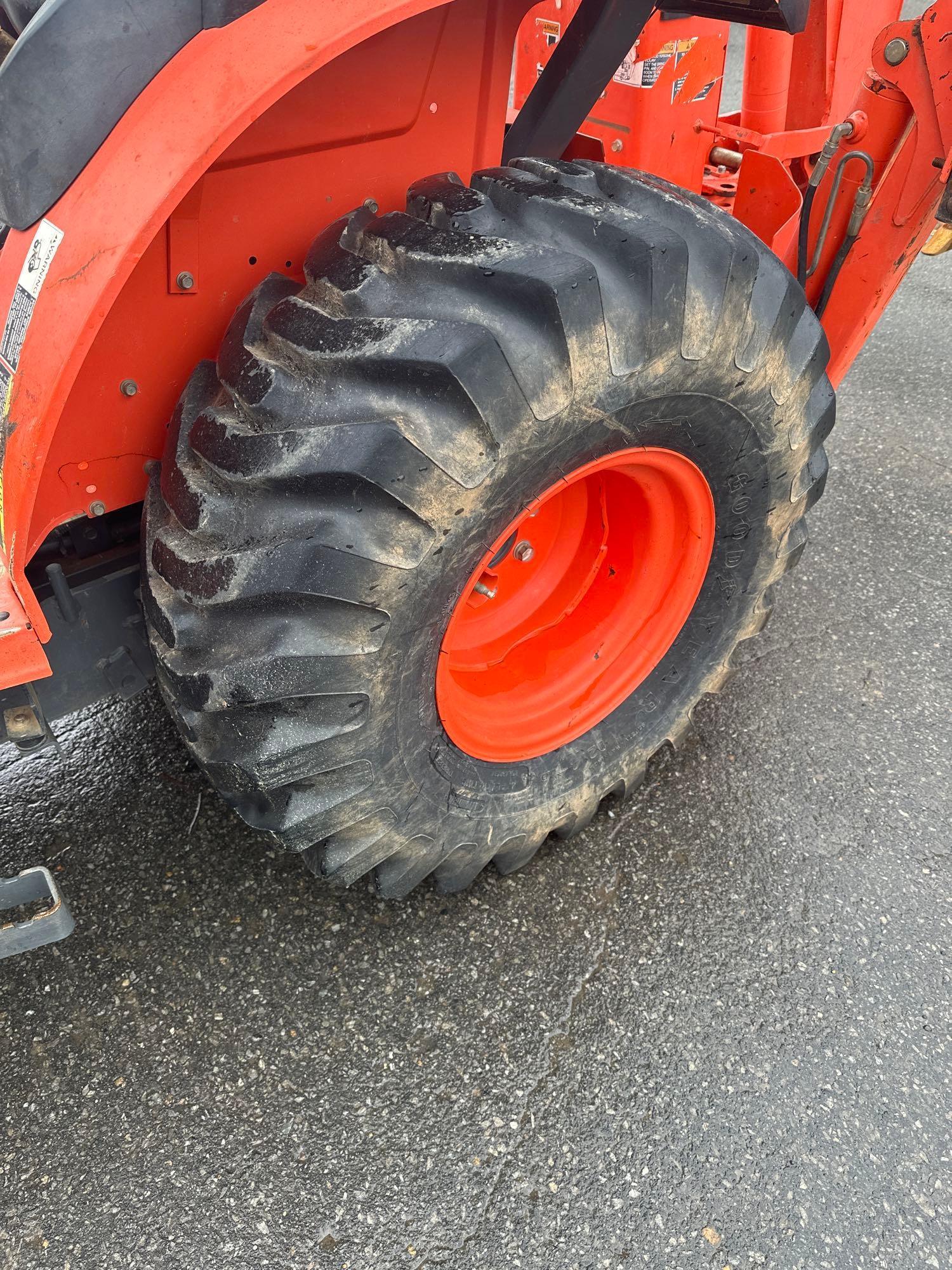 2017 KUBOTA B26 HST 4x4 LOADER BACKHOE