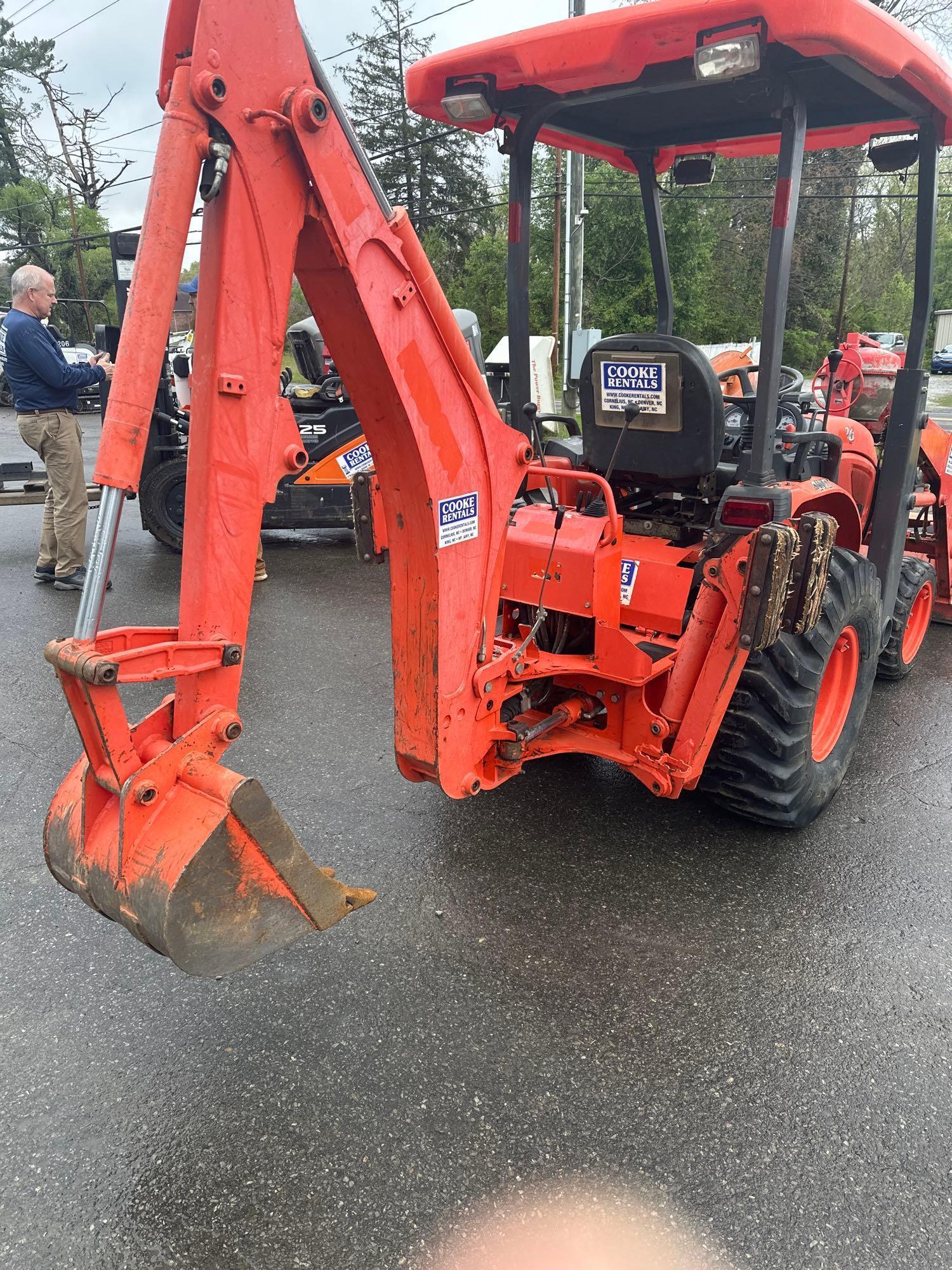 2017 KUBOTA B26 HST 4x4 LOADER BACKHOE