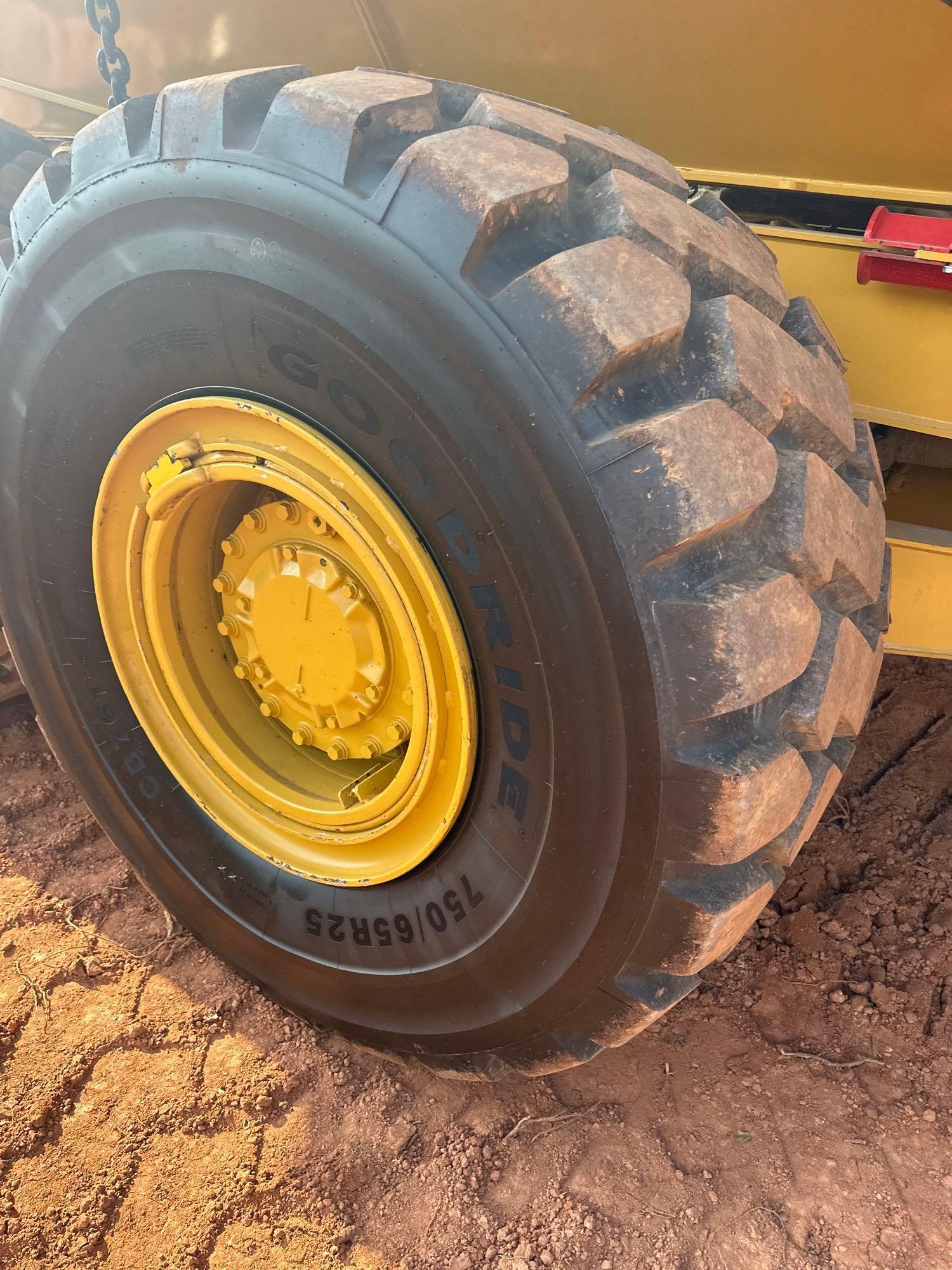 2016 CATERPILLAR 730C 6X6 ARTICULATED DUMP TRUCK