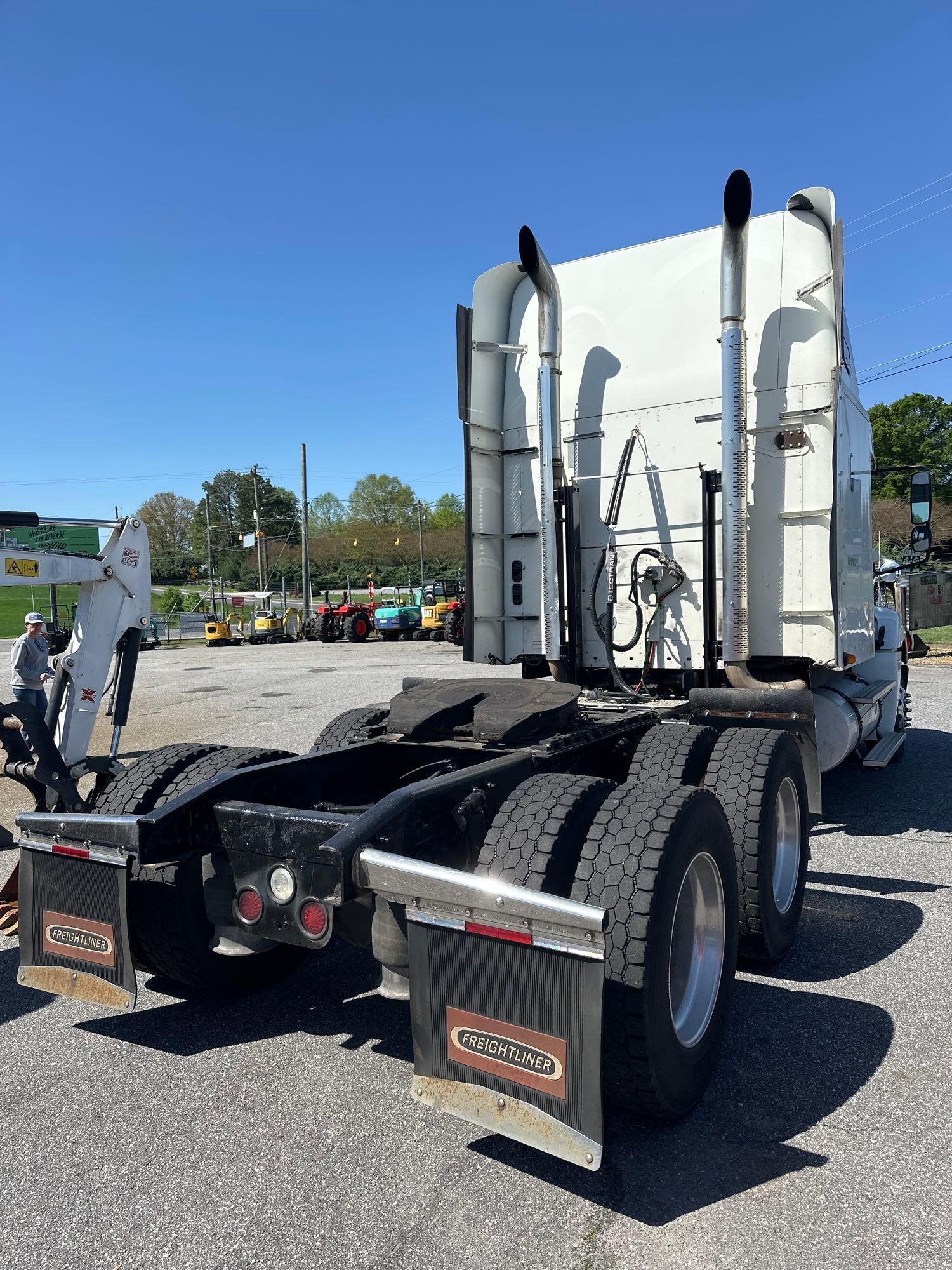 2006 FREIGHTLINER CL120 COLIMBIA T/A SLEEPER TRUCK TRACTOR