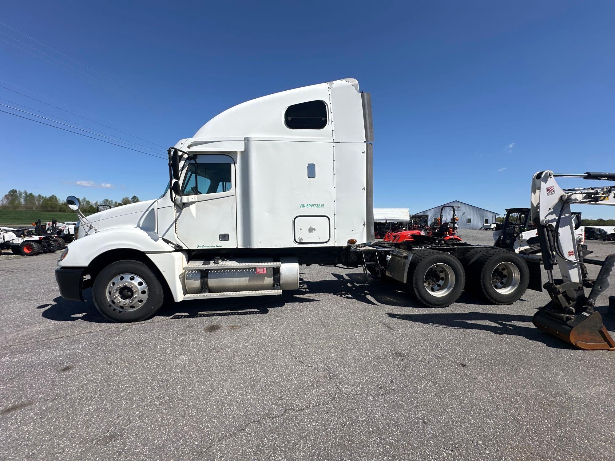 2006 FREIGHTLINER CL120 COLIMBIA T/A SLEEPER TRUCK TRACTOR