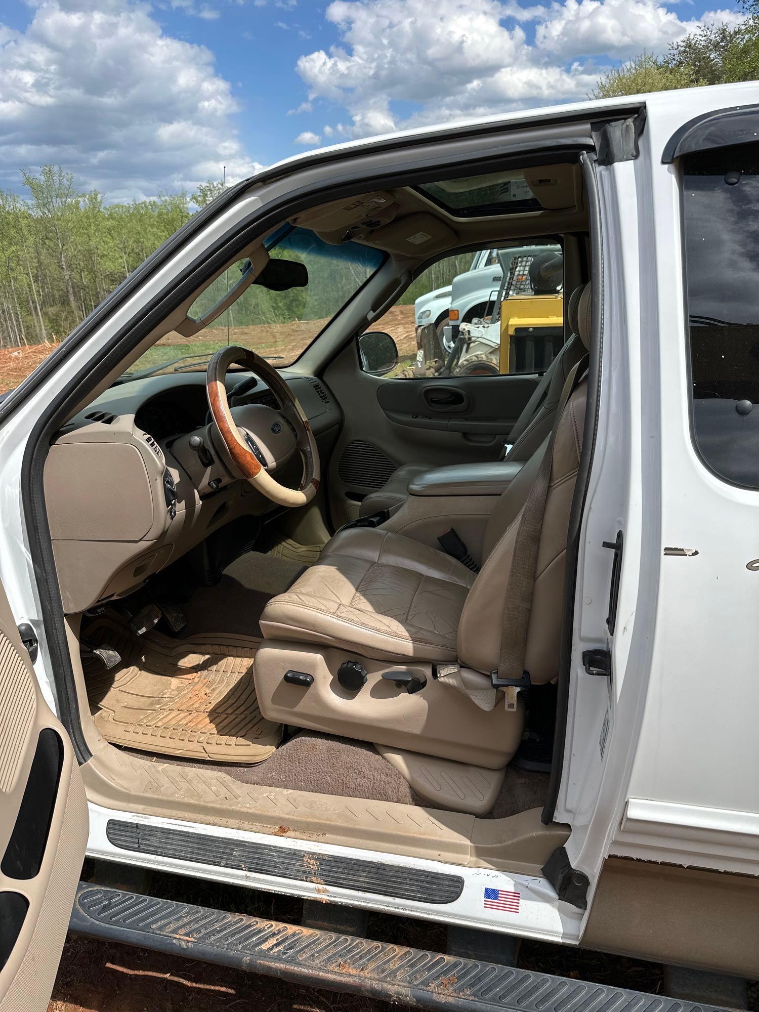 FORD 2003 F150 SINGLE AXLE