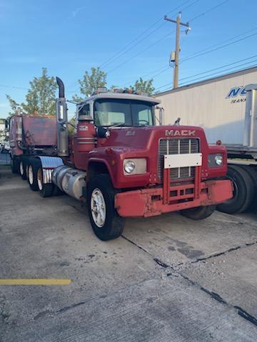 1988 Mack R SERIES T/A TRUCK TRACTOR