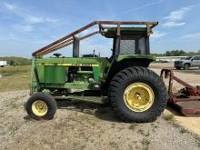 JOHN DEERE 4240