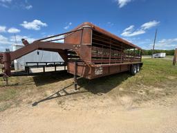 28FT GOOSENECK STOCK TRAILER