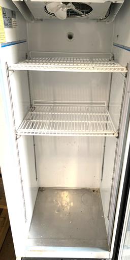 Single Glass Door Refrigerator