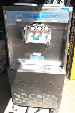 Ice Cream Machine