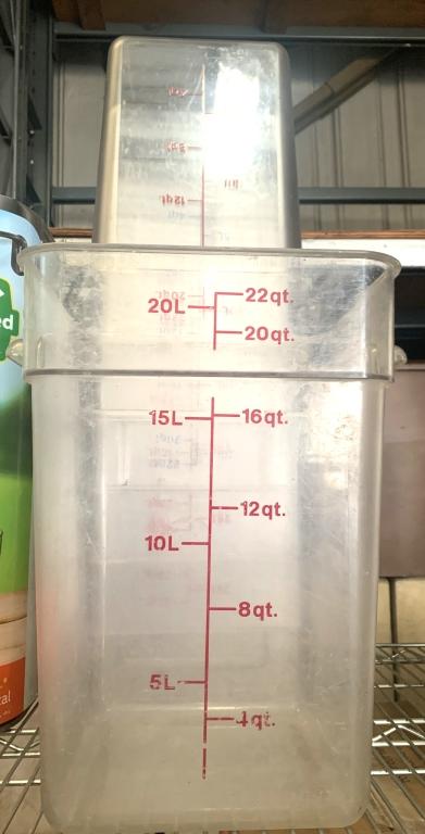 22 qt Storage Containers