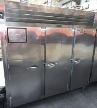 3 Door Reach In Freezer