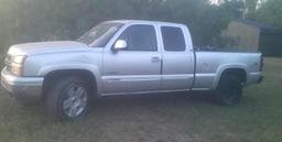 2005 CHEVY 4X4 PICKUP