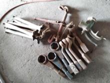 Striking Wrenches, Ergonomic Tool Holders, Grinder, Binder