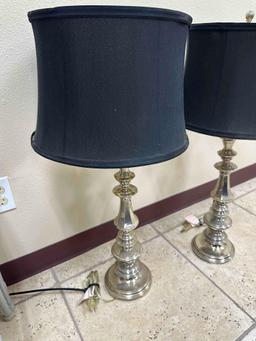 2 Lamps