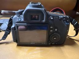 Canon EOS 60D and Canon Battery Charger LC-E6