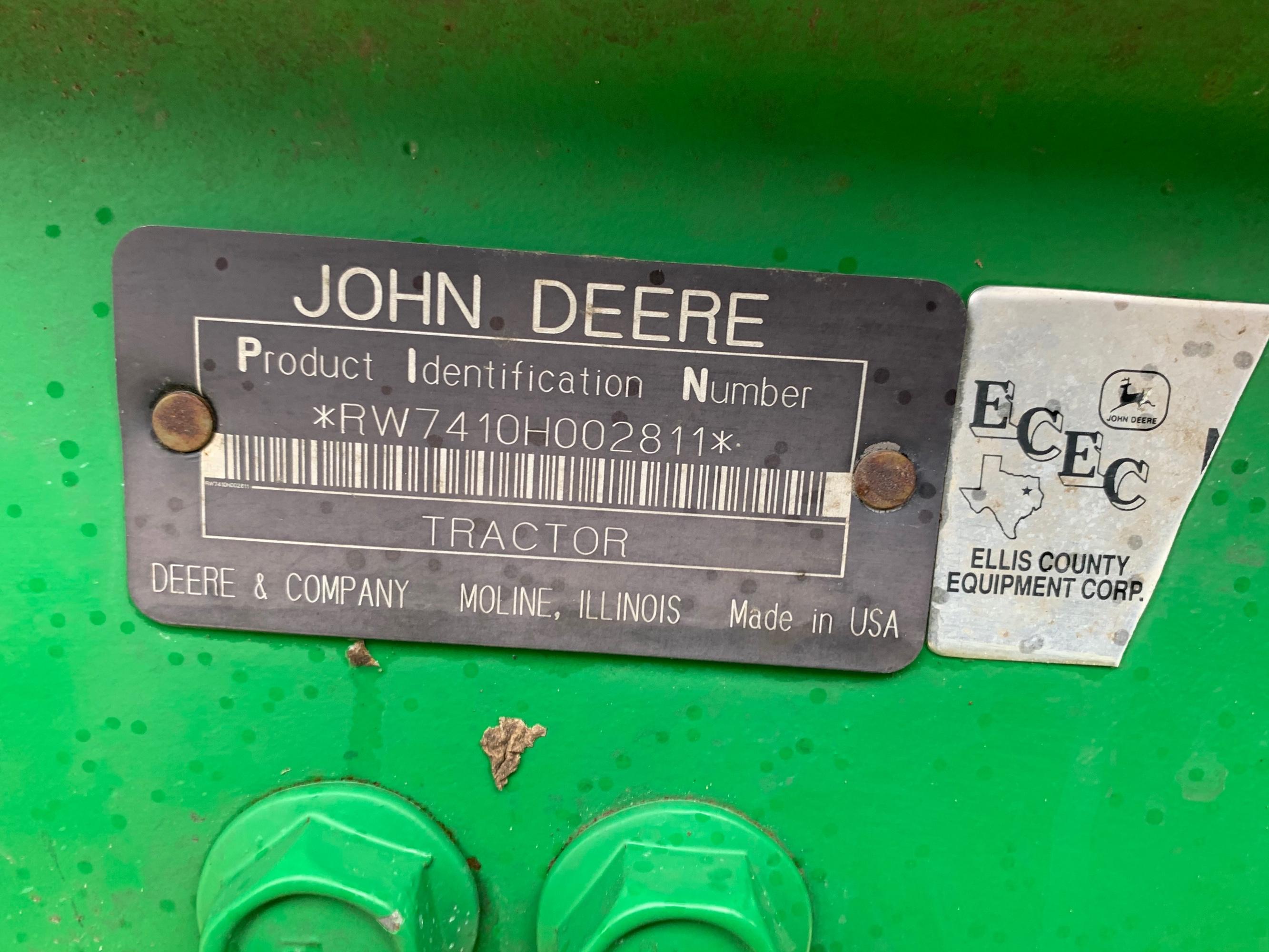 John Deere 7410 4x4 Tractor