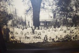 Early photograph with kids in costumes