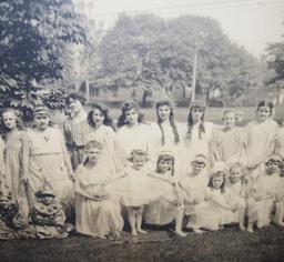 Early photograph with kids in costumes