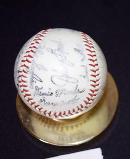 1973 autographed Reds team baseball