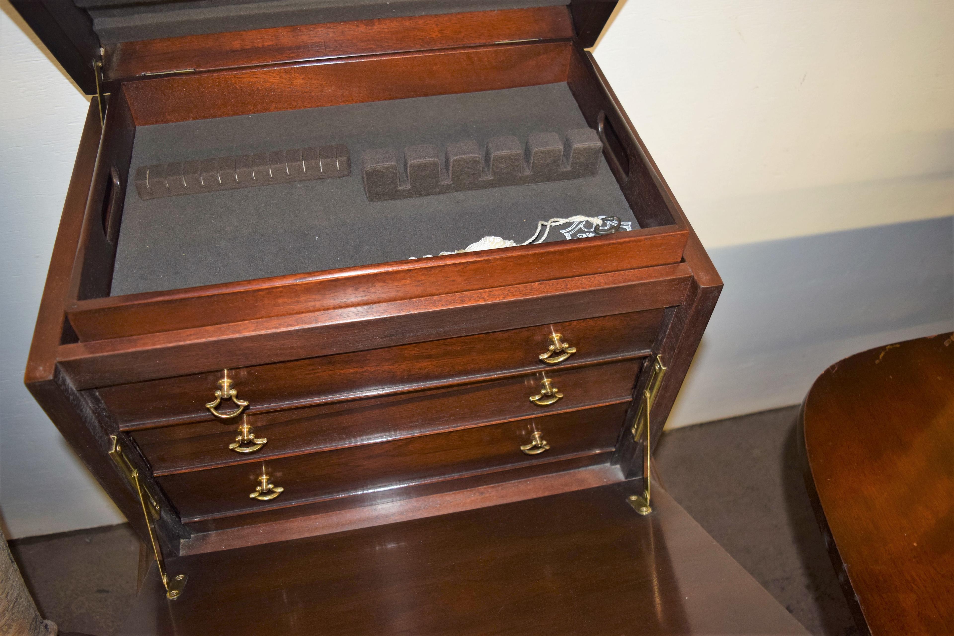 Hickory Furniture Mahogany & Burl Walnut Queen Anne Silver Chest