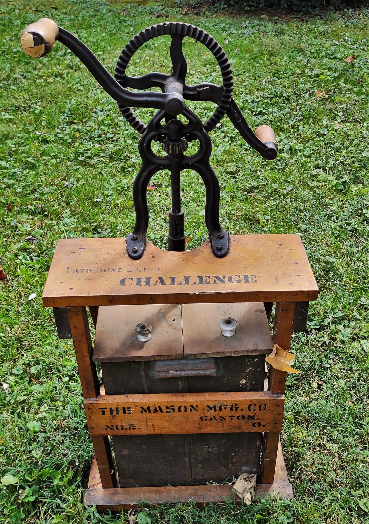 THE MASON MFG CO. 1800's NO. 2 "CHALLENGE" BUTTER CHURN - PICK UP ONLY