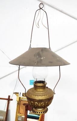 ANTIQUE HANGING BARN LANTERN - PICK UP ONLY