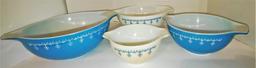 VINTAGE PYREX SNOWFLAKE NESTING BOWLS