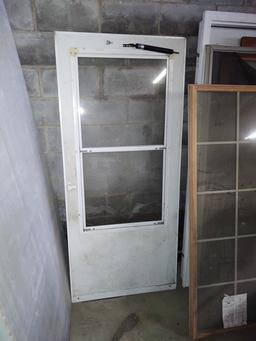 WHITE STORM DOOR (USED) - PICK UP ONLY