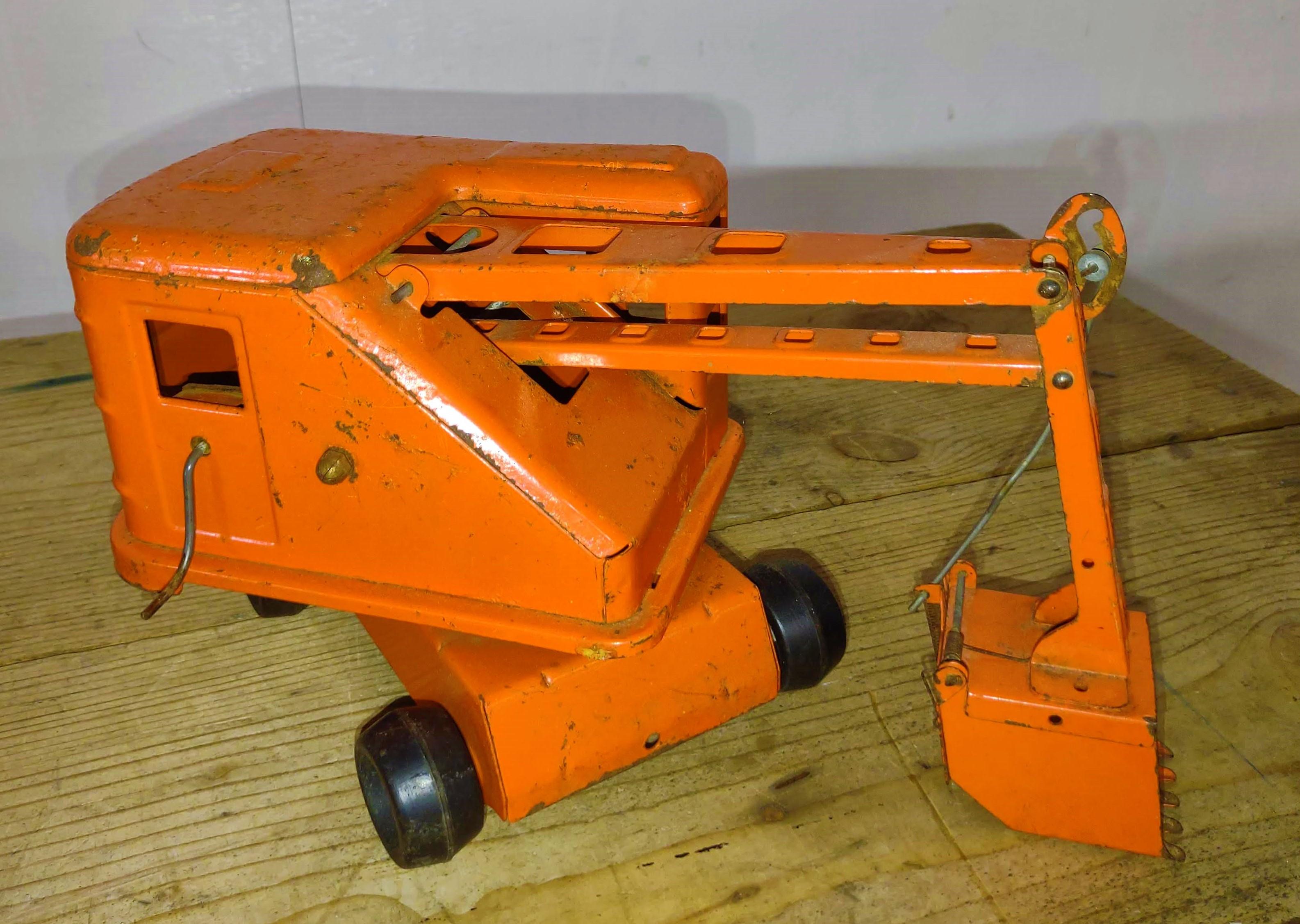 VINTAGE MARX LINEMAR STEAM SHOVEL TOY