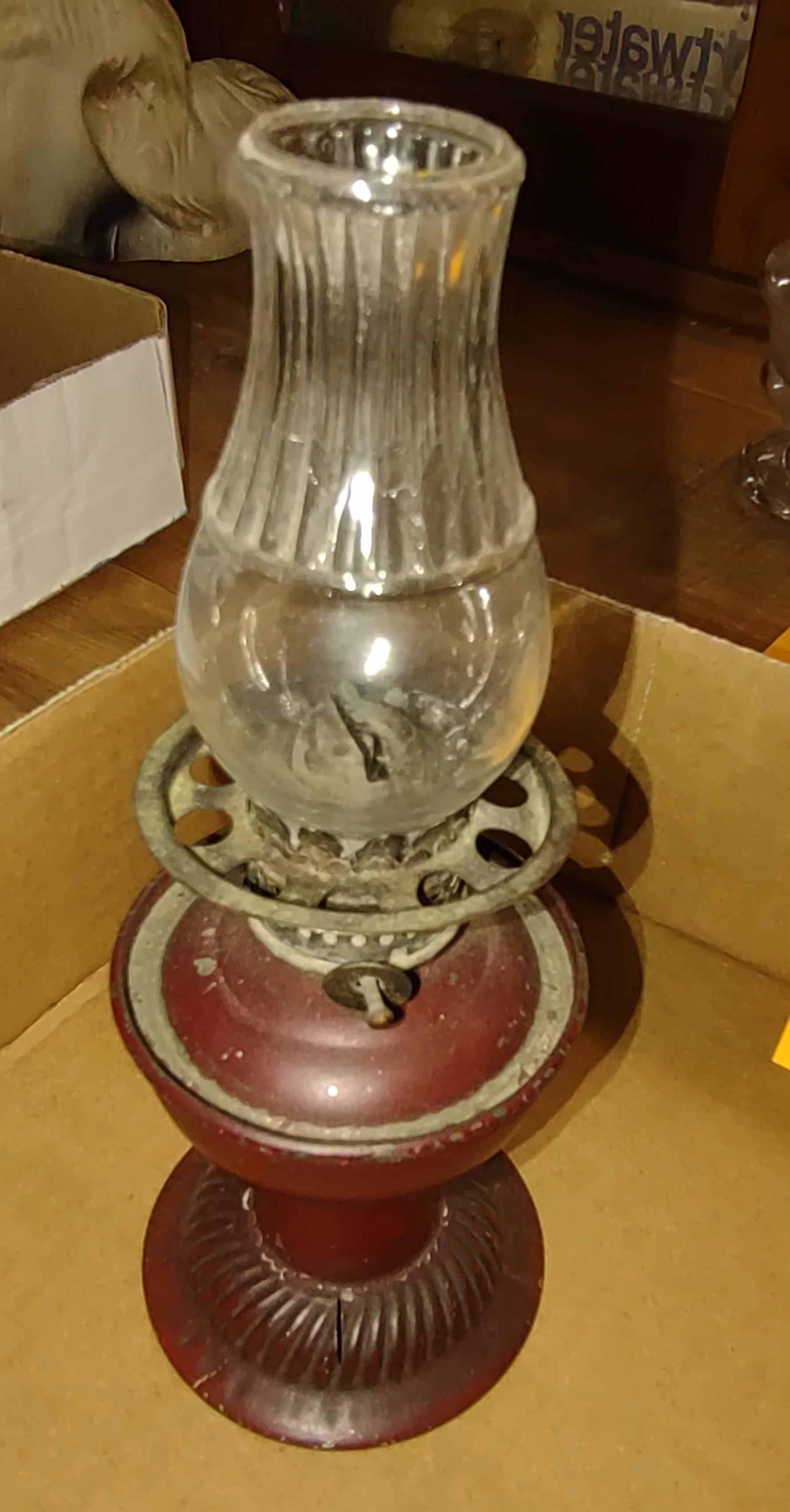 VINTAGE TIN ITEMS with MINIATURE OIL LAMP