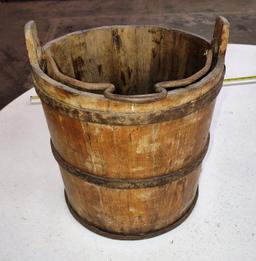 ANTIQUE WOODEN BUCKET