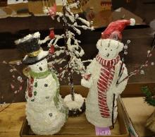 TALL CHRISTMAS SNOWMEN & TREE - PICK UP ONLY