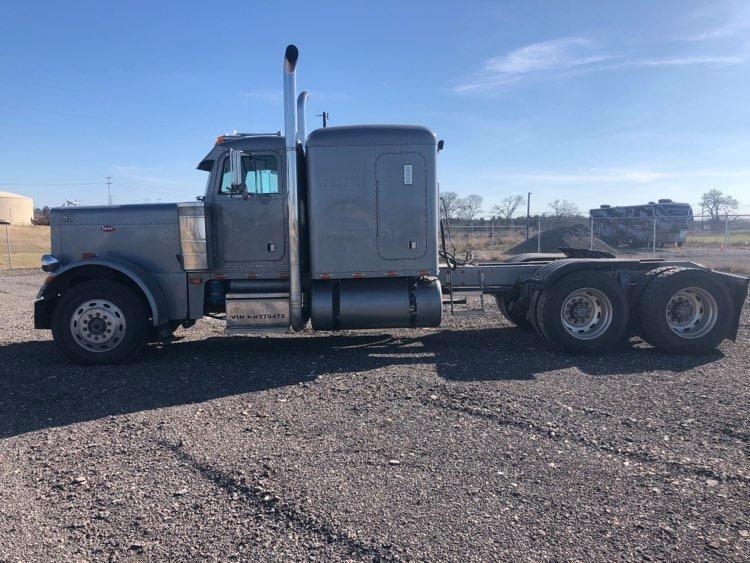 1989 379 Peterbilt - CLICK ON PICTURE TO VIEW VIDEO