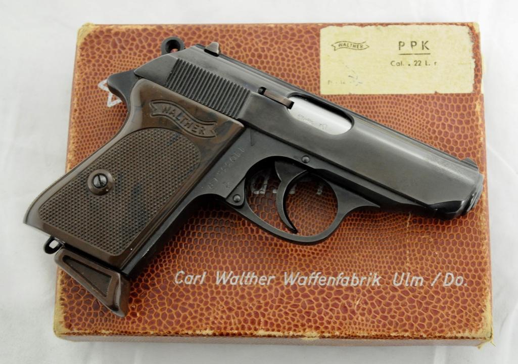 Walther PPK 22 LR in original box 2 Mags Mint