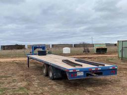 30ft Loadmaster Tandem Dual Flat Bed Trailer 102" wide with ramps Very straight clean trailer SELLS