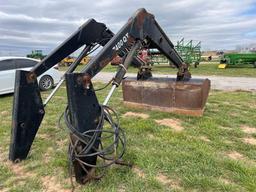 7400 QT LOADER WITH BUCKET GOOD HOSES