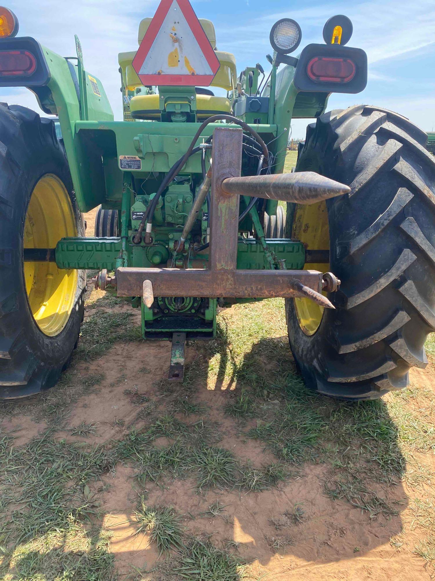 JOHN DEERE 4030... 260 LOADER SYNCRO RANGE TRANSMISSION, 2 REMOTES... 6882 HOURS, OPEN STATION... SE