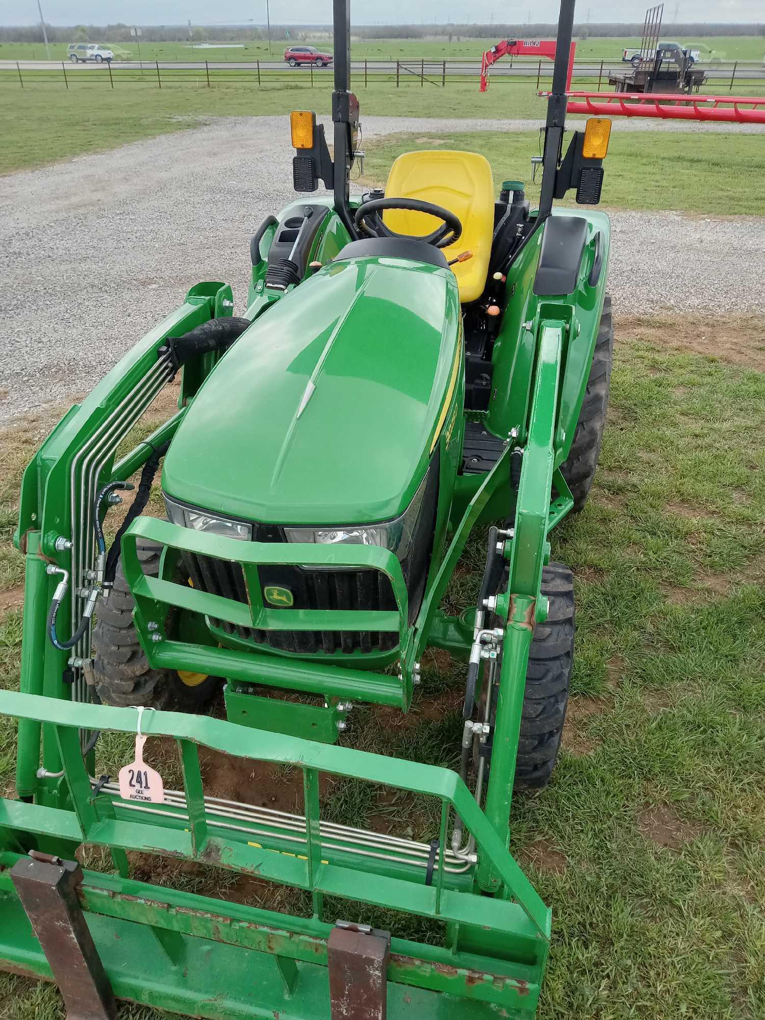 2021 JOHN DEERE 3025D TRACTOR