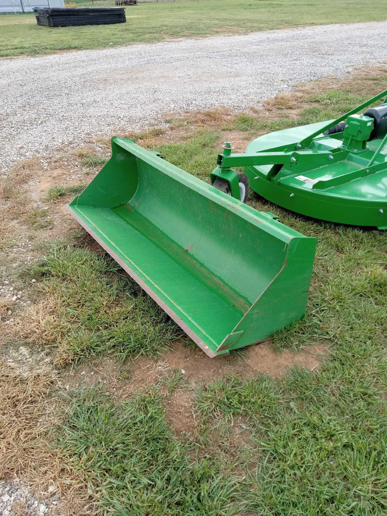 2021 JOHN DEERE 3025D TRACTOR