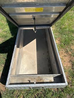 ALUMINUM TOOL BOX