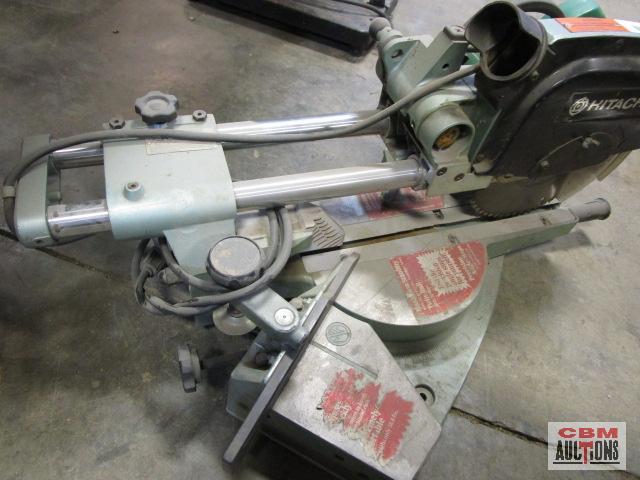 8-1/2" Hitachi C8FB2 sliding compound miter saw works