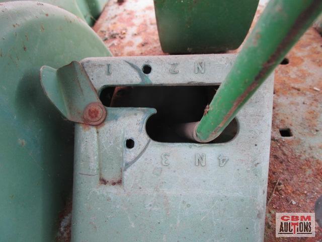 John Deere 110 lawn tractor,K1815 Kohler, S#SNT10310445707M, Seller said all original