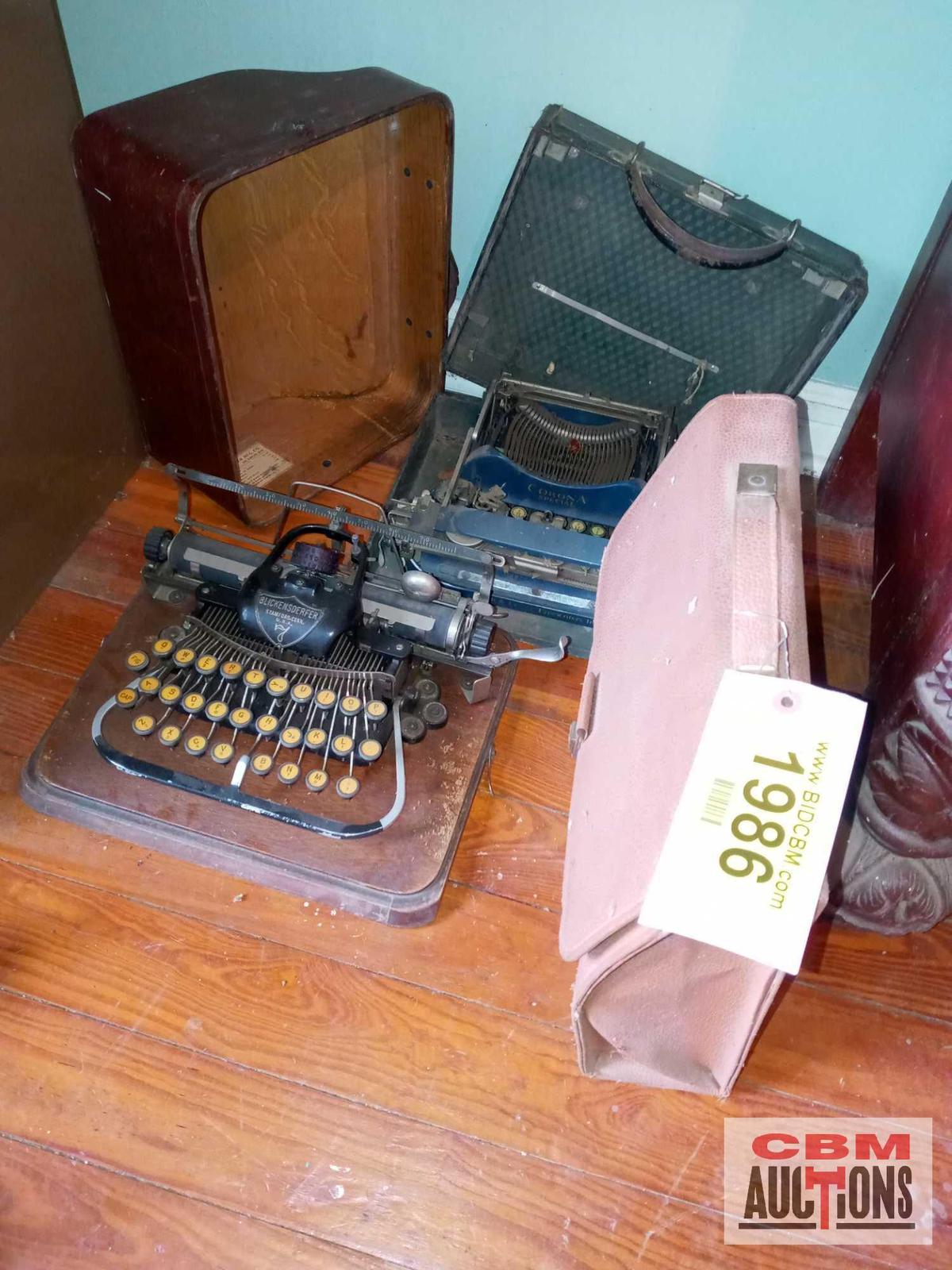 3 typewriters