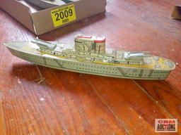 3 Tin Battleship rolling toys