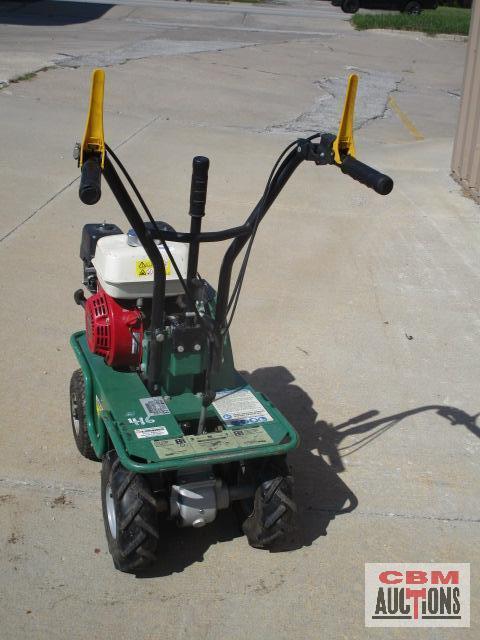 Billy Goat SC121H 12" Self propelled sod cutter, Honda engine S#40415036 runs