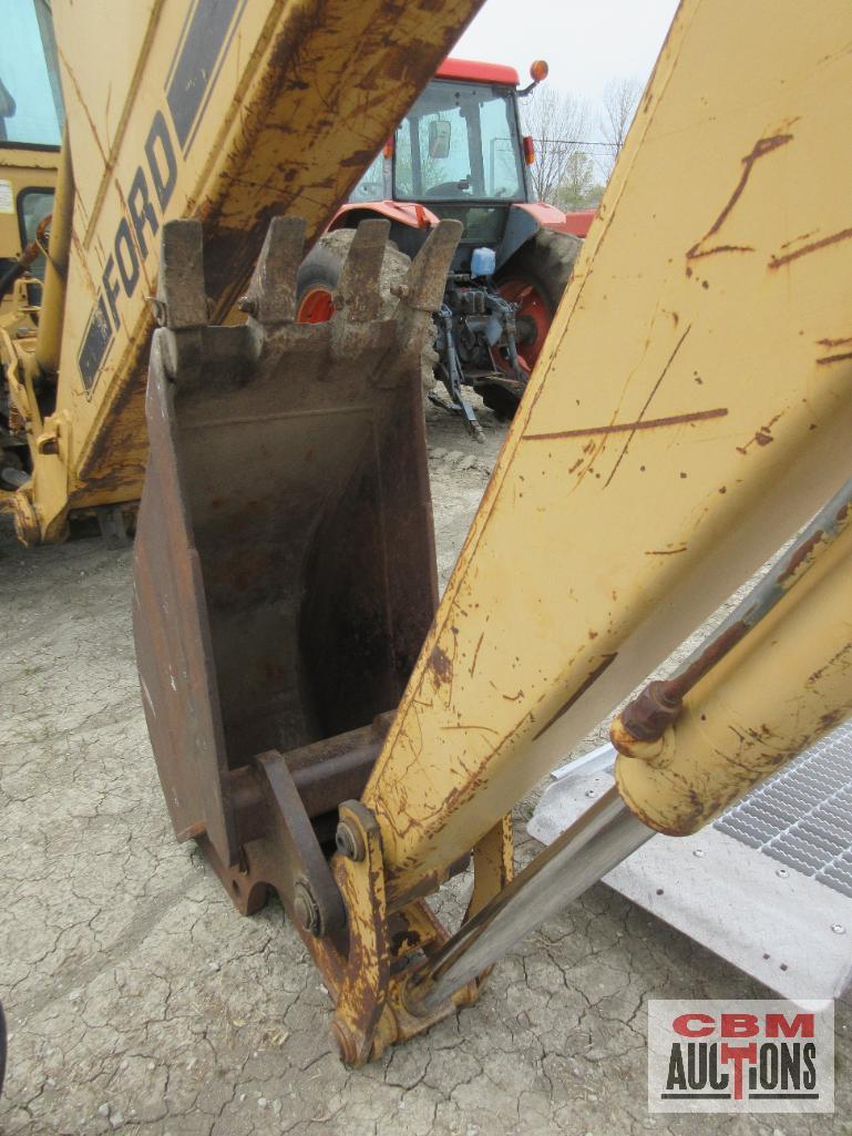 1984 Ford 555B Backhoe, 7' Front Bucket & 18" Rear Bucket S#C755622 Runs & Drives